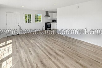 Building Photo - 1658 Centinela Ave