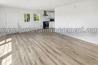Building Photo - 1658 Centinela Ave