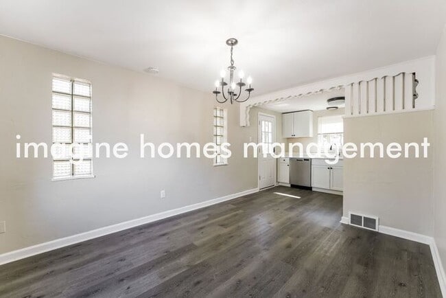 Building Photo - Beautiful 3 Bedroom Home in Wilkinsburg Sc...