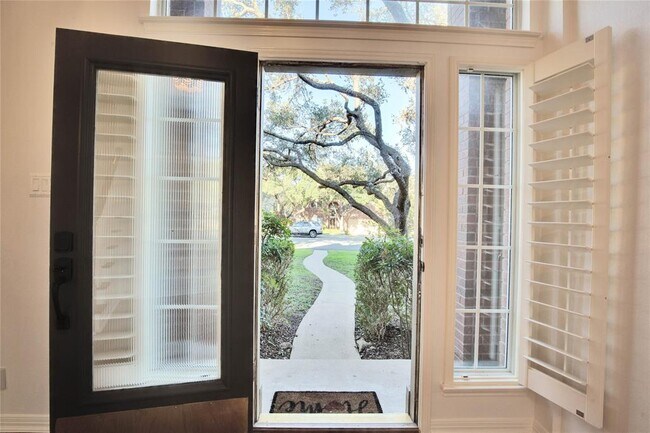 Foto del edificio - 10524 Redmond Rd