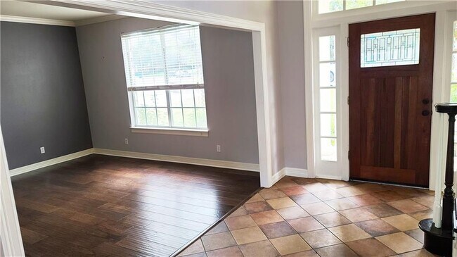 Foto del edificio - 1613 Chesterwood Cove