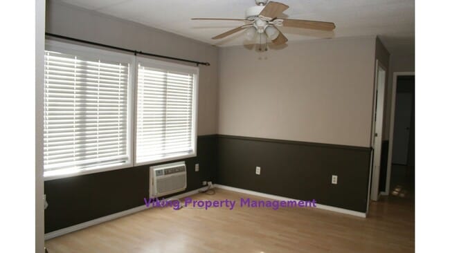 Foto del edificio - 687 Apollo Rd