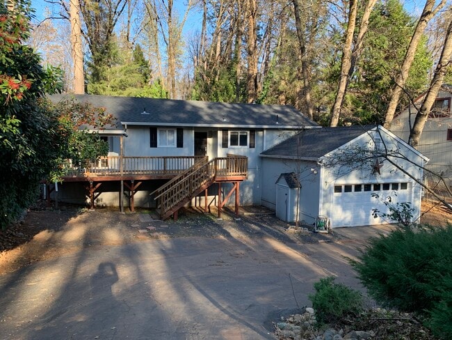 Building Photo - 14192 Decatur Dr