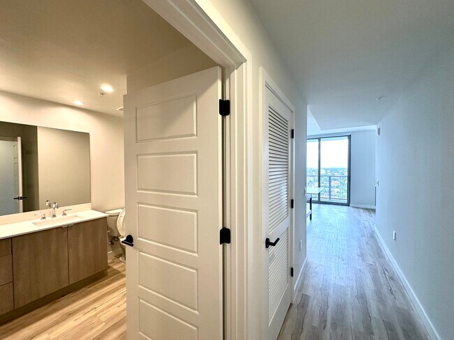 Foto del edificio - 525 SW 4th Ave