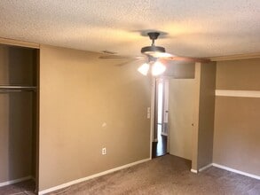 Building Photo - 8034 Big Bend