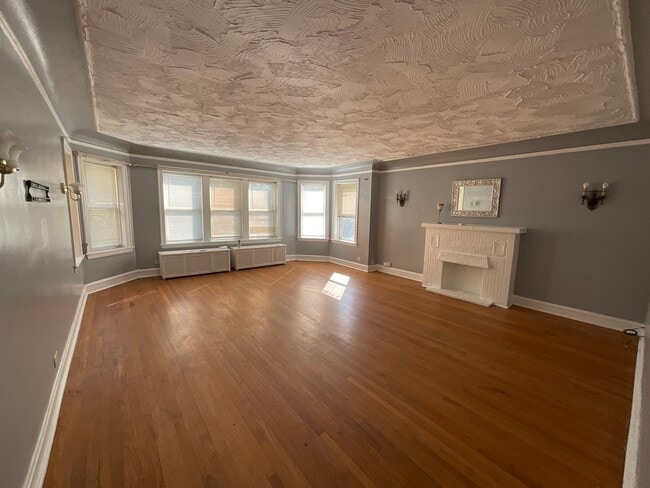 Foto del edificio - 148 N Mason Ave