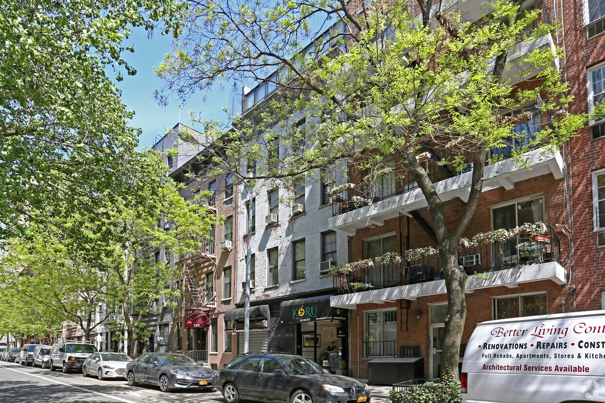 Building Photo - 341 E 78th St