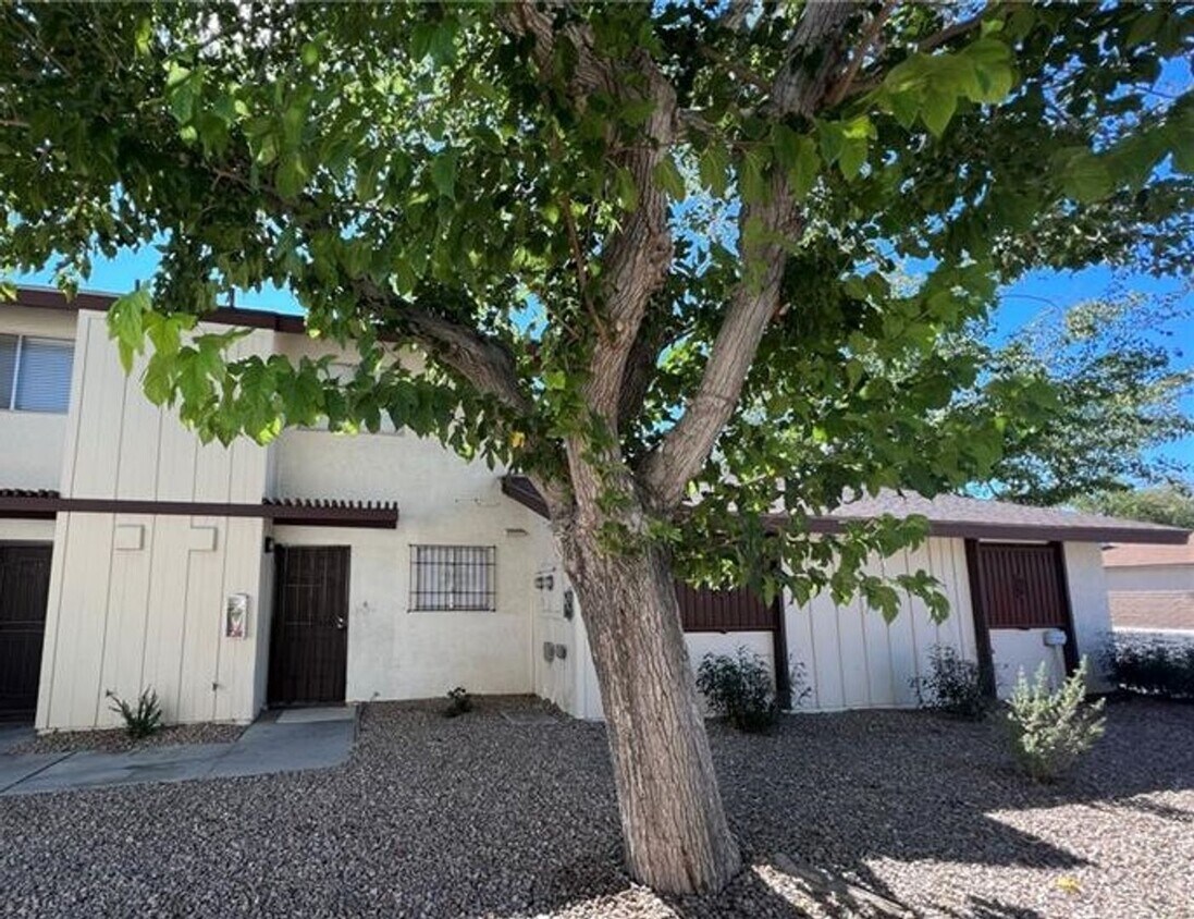 Primary Photo - CUTE 2 STORY CONDO!