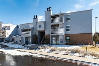 Building Photo - 7665 E Eastman Ave