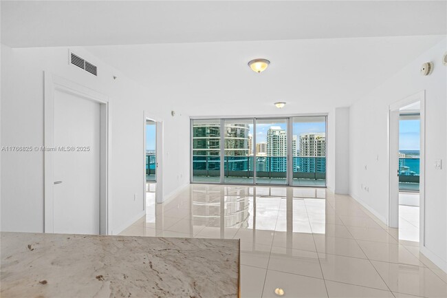 Foto del edificio - 200 Biscayne Blvd Way