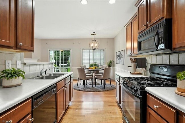 Foto del edificio - 2263 Leicester Way SE