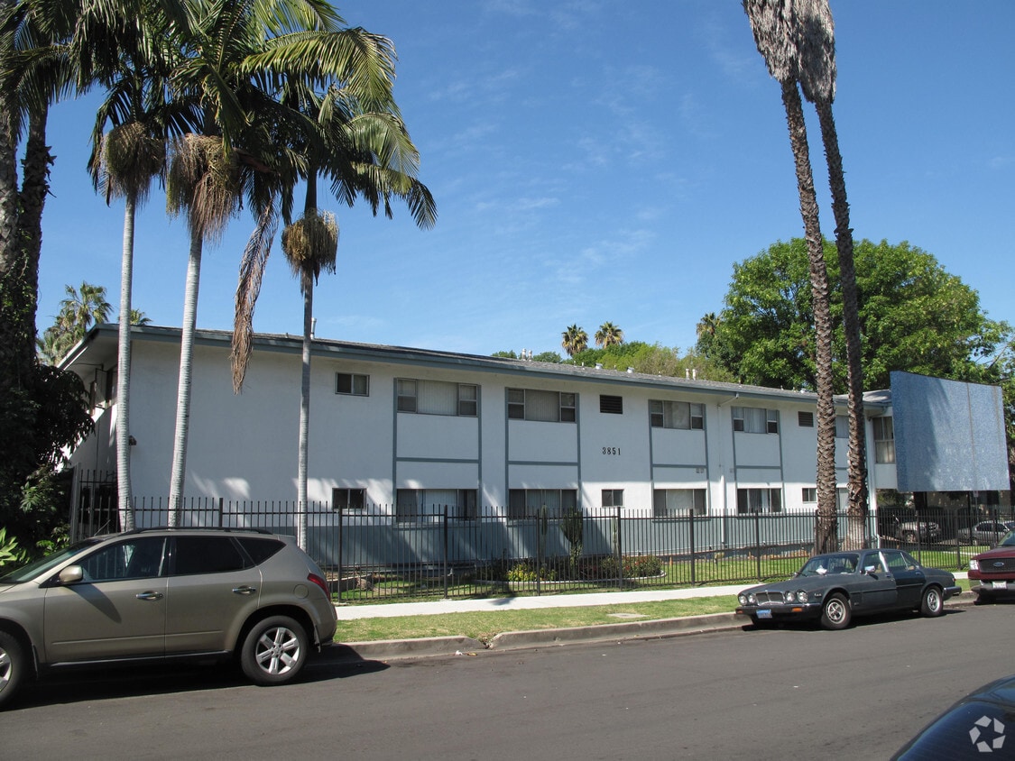 Building Photo - 3851 Coco Ave
