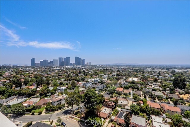 Foto principal - 10590 Wilshire Blvd