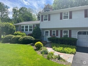 Building Photo - 56 Capral Ln