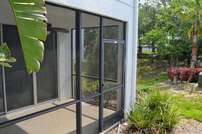 Building Photo - 8632 Miramar Terrace Cir