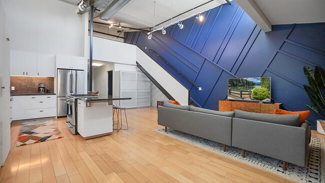 Foto del edificio - 120 S Hewitt St