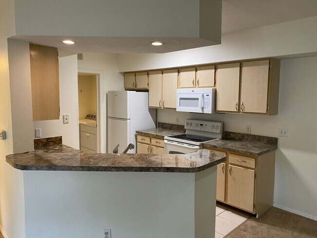 Foto del edificio - ***LIMITED TIME SPECIAL $300.00 OFF FIRST ...