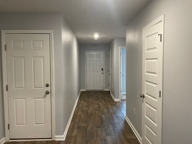 Building Photo - Beautiful Cambria Home