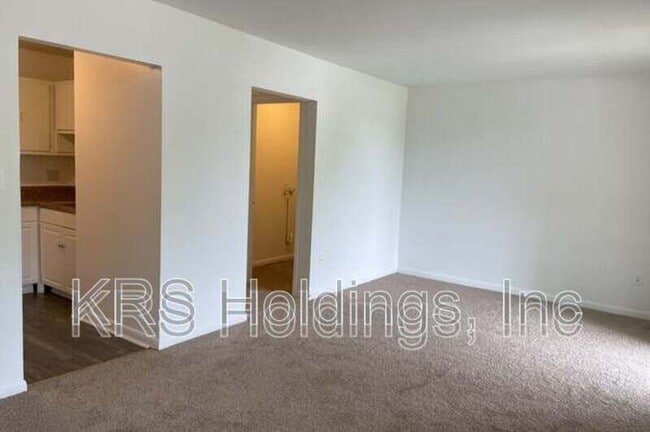 Foto del edificio - 416 S West St