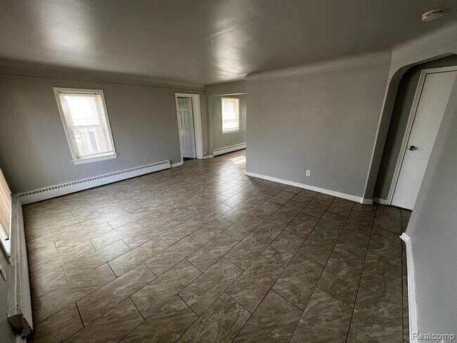 Building Photo - 12097 Cavell St