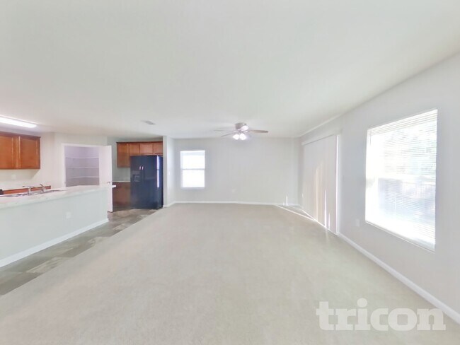 Foto del edificio - 1987 April Oaks Dr