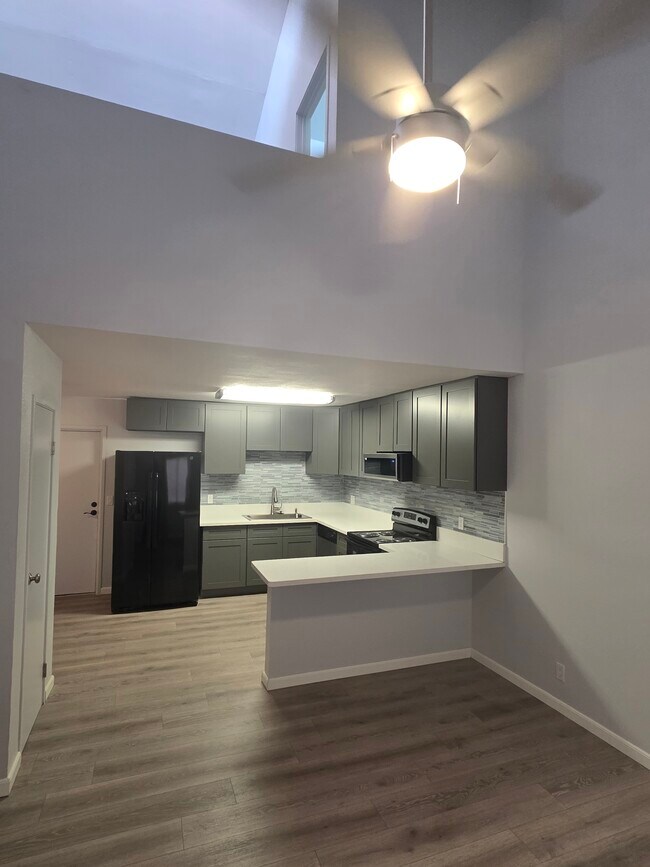 Foto del edificio - 5188 Greene Ln