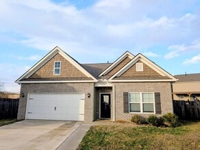 Building Photo - 1156 Beacon Rd