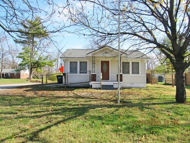 Building Photo - 203 S 17th Ave, Beech Grove, IN 46107