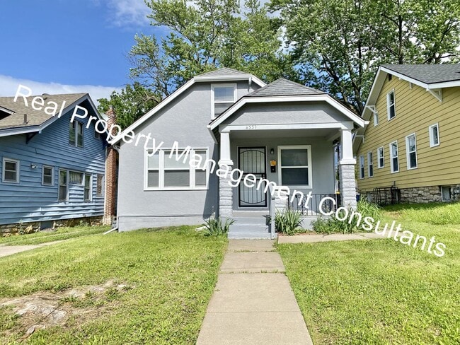 Building Photo - Charming 3 Bedroom, 1 Bathroom Home with B...