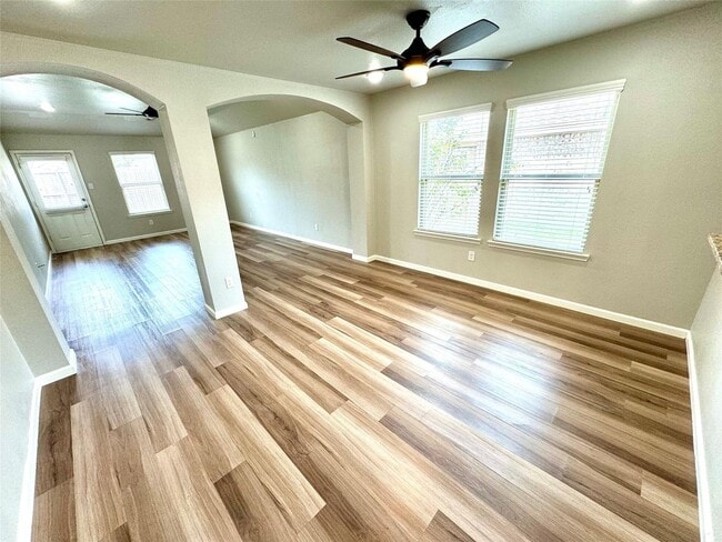 Building Photo - 1812 Arbordale Way