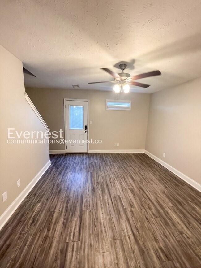 Foto del edificio - 1000 Henry Pl Blvd