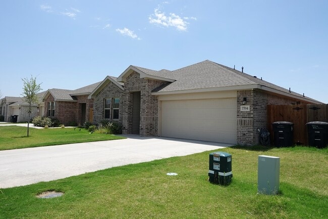 Building Photo - 7704 Yellow Jacket Rd