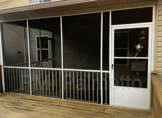 Building Photo - 108 Ashford Way