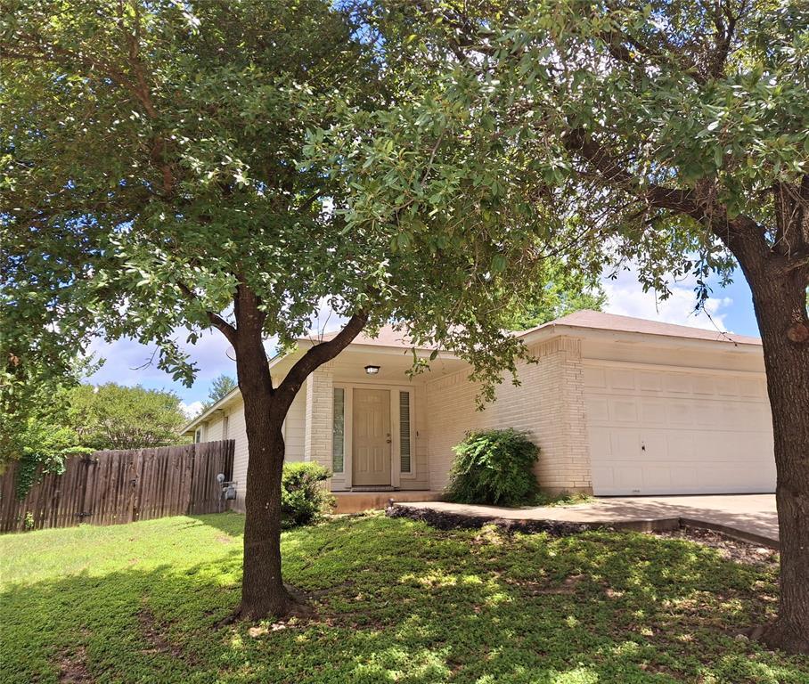 Foto principal - 908 Sally Lunn Way
