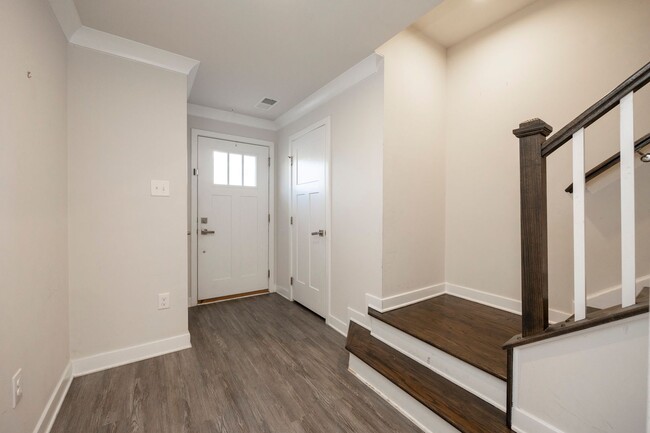 Foto del edificio - Spacious 3B/2.5B Townhome in Downingtown S...