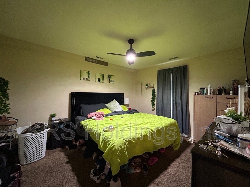 Foto del edificio - 9426 Mason Creek Rd