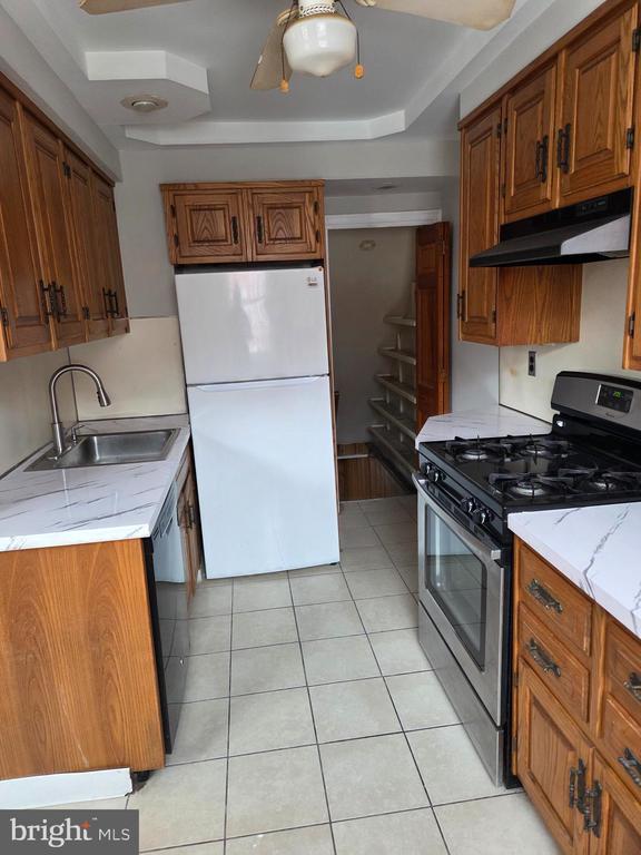 Foto del edificio - 1219 Passmore St