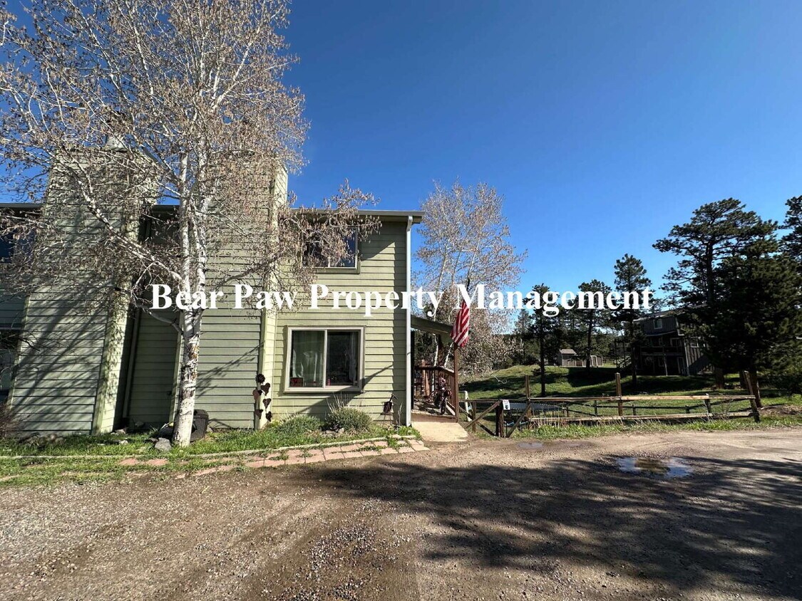 Foto principal - "Charming Evergreen Duplex on Conifer Road!"