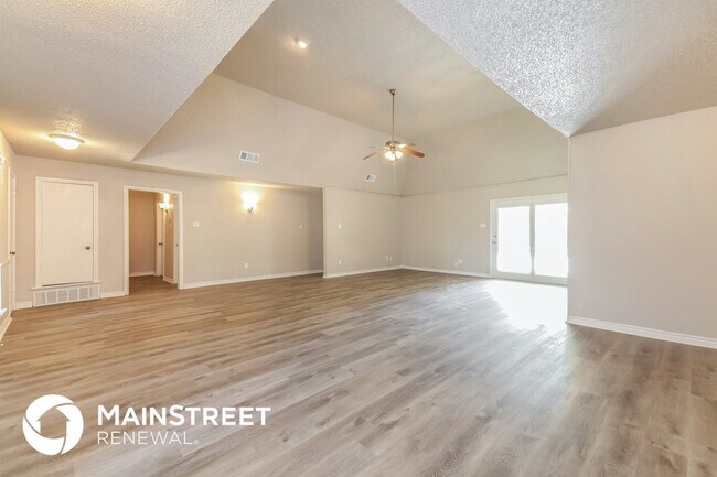 Building Photo - 3405 Valley View Ln