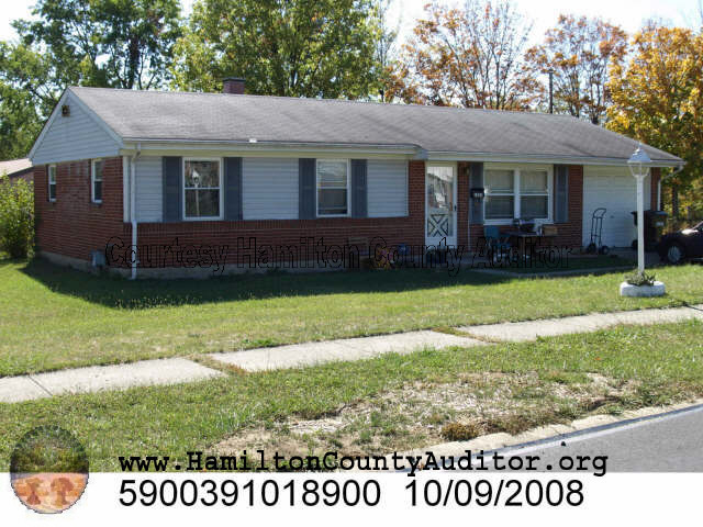 Foto principal - Brick ranch on Corner lot