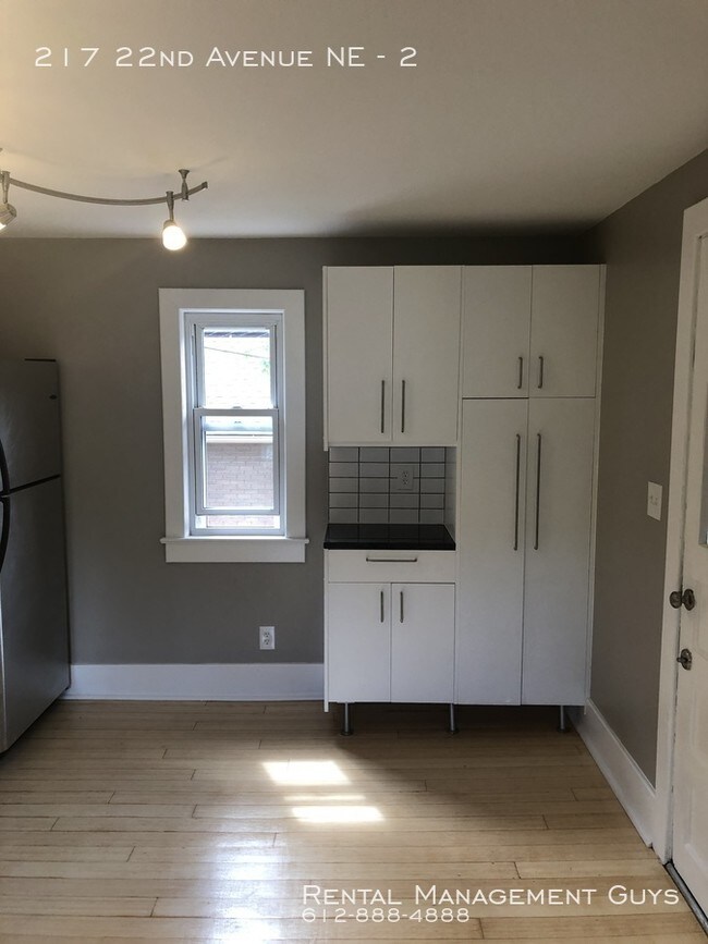 Foto del edificio - 217 22nd Ave NE
