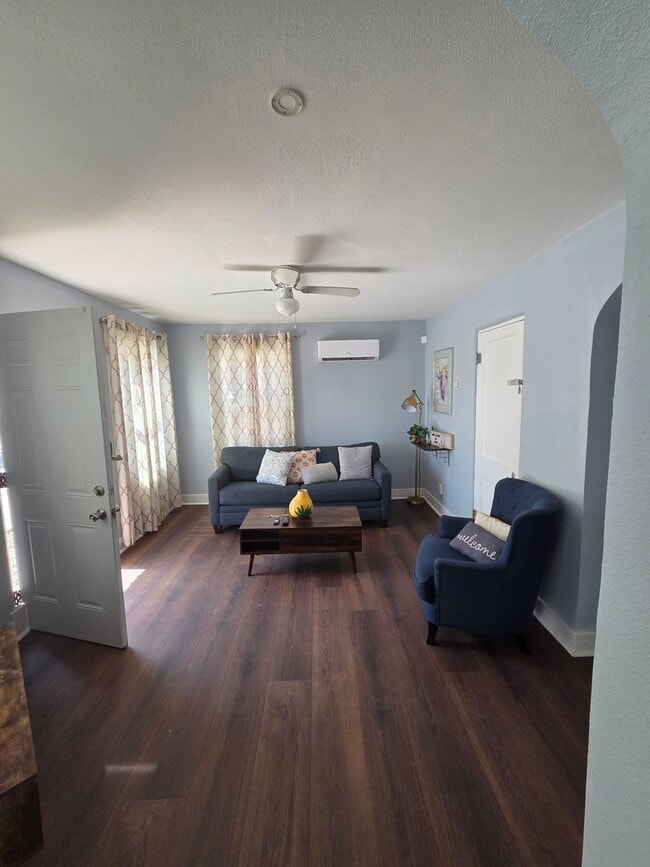 Foto del edificio - 1521 Gold Ave SE