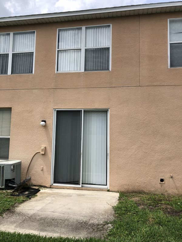 Foto del edificio - 650 Captiva Cir