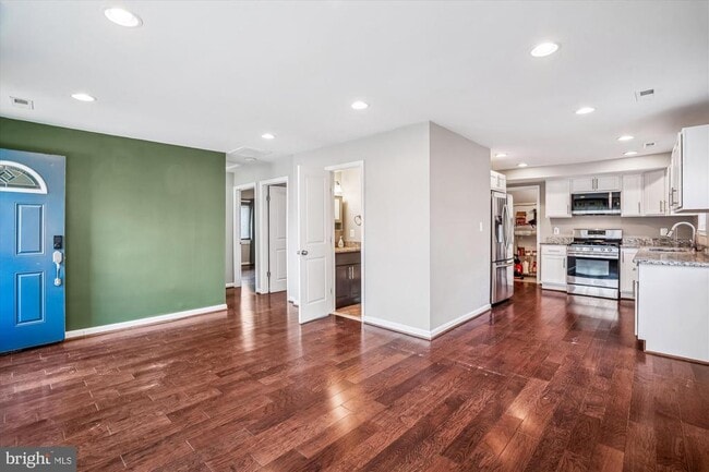 Foto del edificio - 3720 Harmon Ave