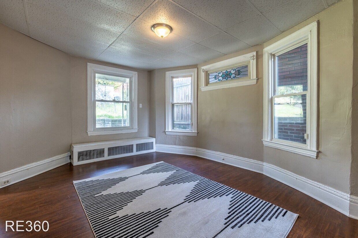 Foto principal - 5 br, 1 bath House - 415 Edgemont St Mt Wa...
