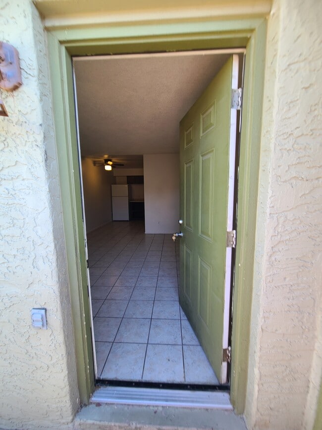 Foto del edificio - 1420 N Evergreen St