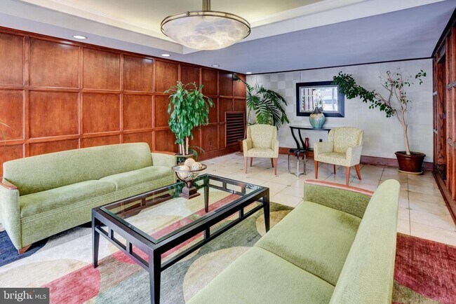 Foto del edificio - 922 24th St NW