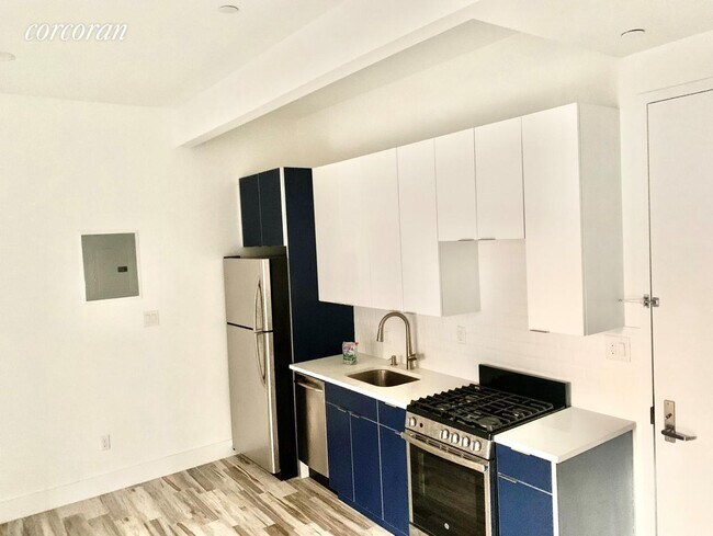 Foto del edificio - 418 E 153rd St