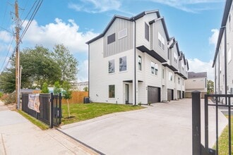 Building Photo - 7723 Hammerly Blvd