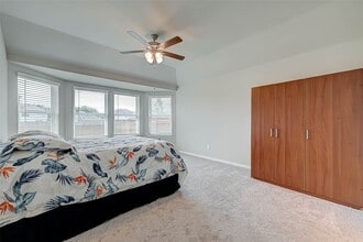 Building Photo - 3206 Dry Creek Dr